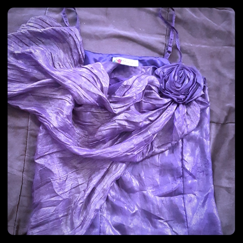 Classy formal boutique scarf camisole